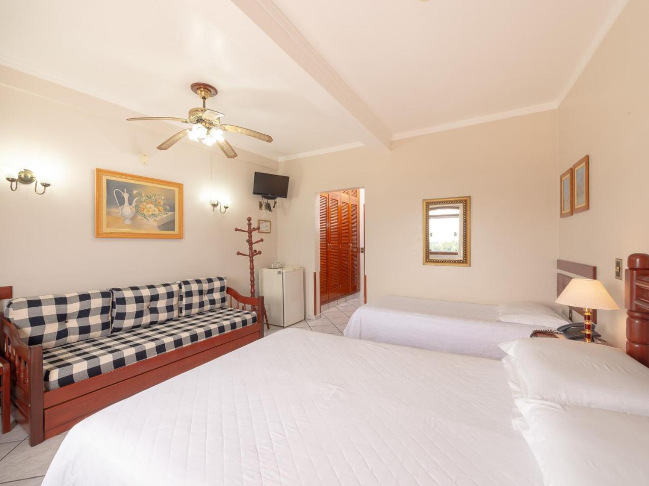 Hotel Guanumbis Ilhabela Exterior photo